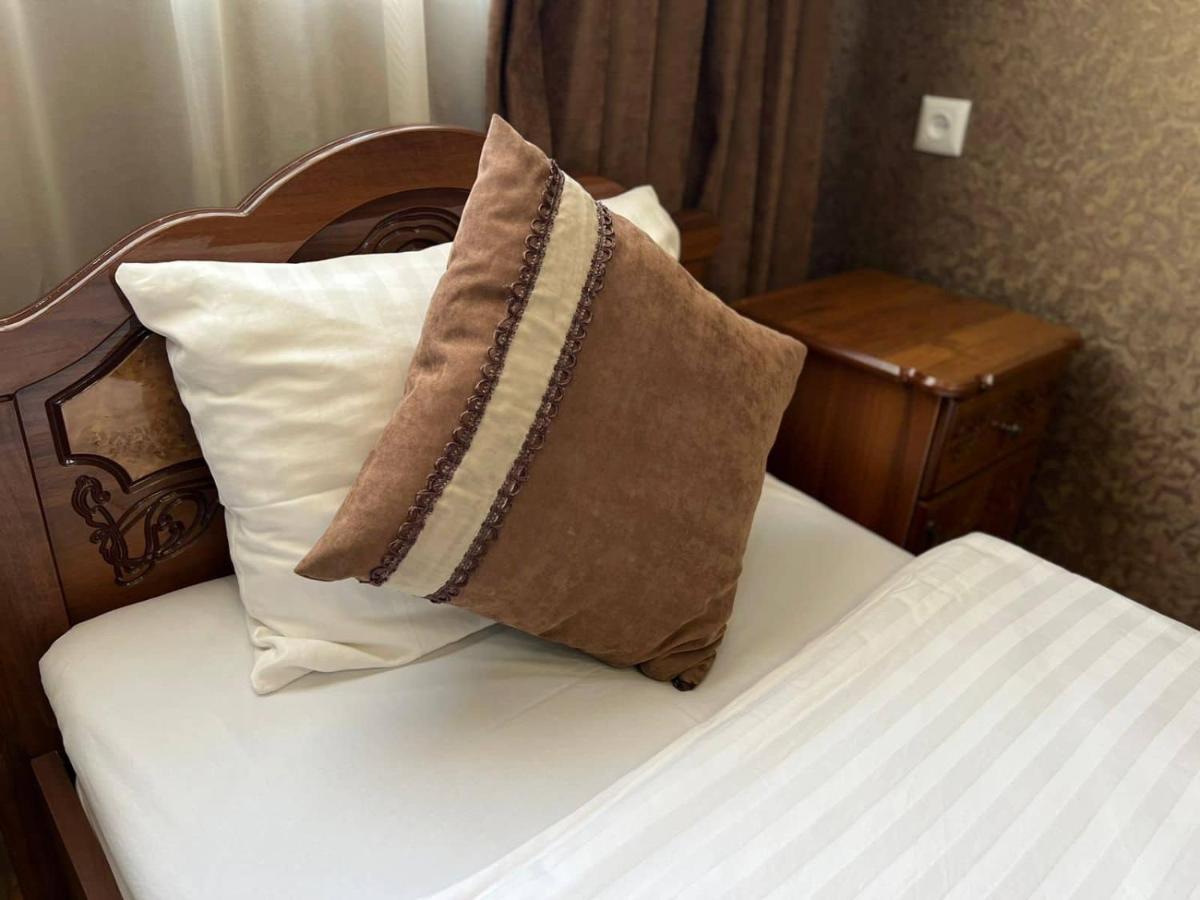 Zangezur Hotel 고리스 외부 사진