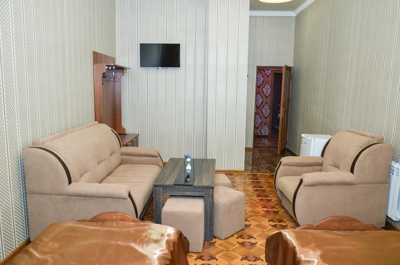Zangezur Hotel 고리스 외부 사진