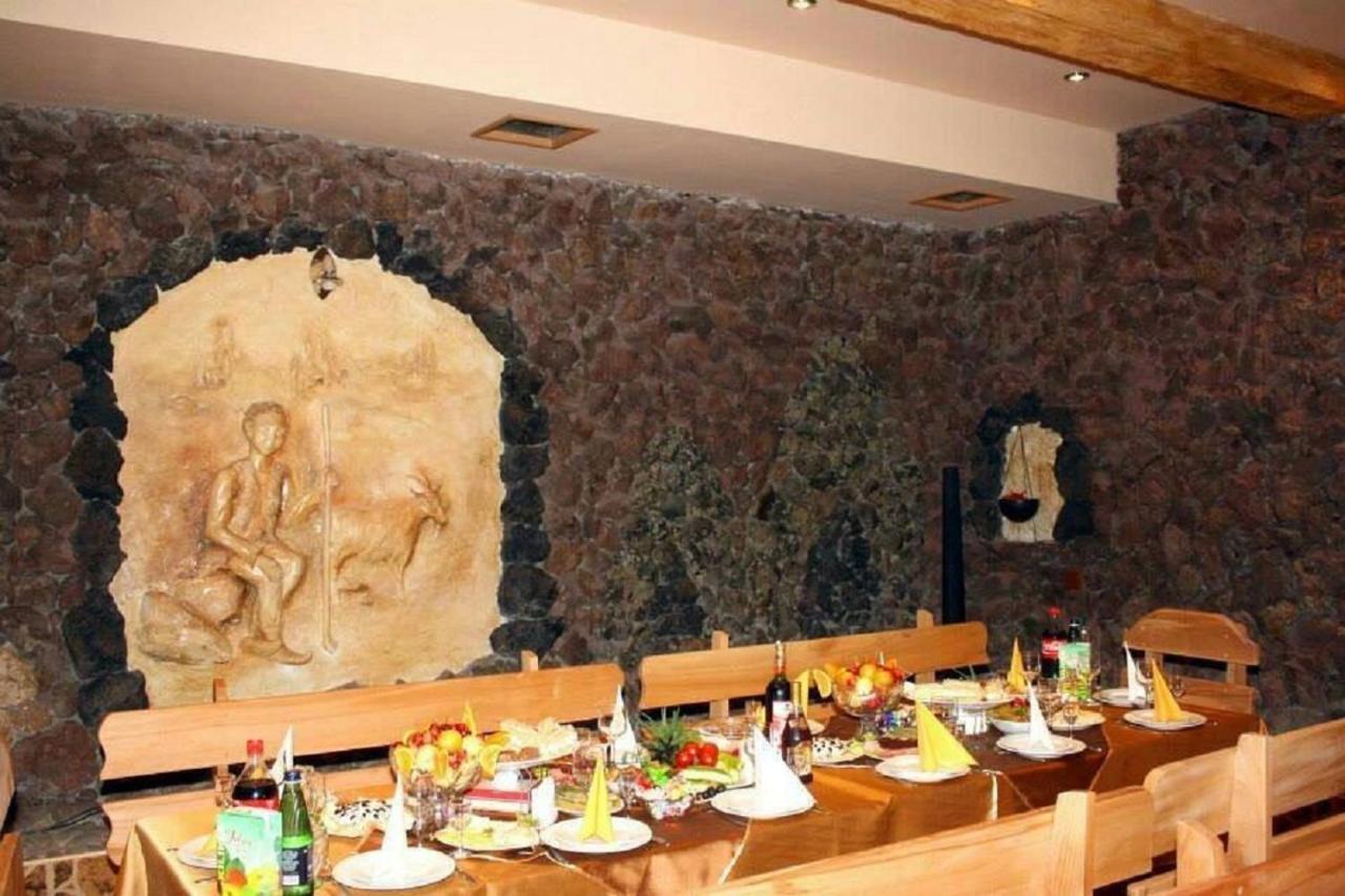 Zangezur Hotel 고리스 외부 사진